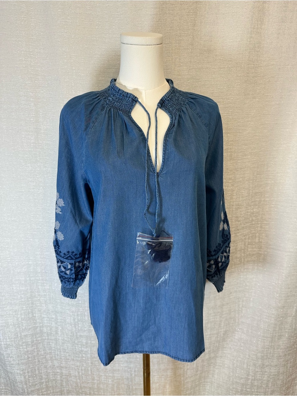 1250°C Tencel Denim Chambray Blouse NWT Small Blue Smocked Boho Tassel Top